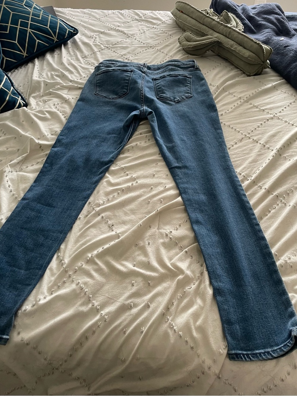 Old Navy Women's Medium Blue Straight-Leg Jeans